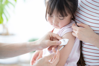小児予防接種のイメージ